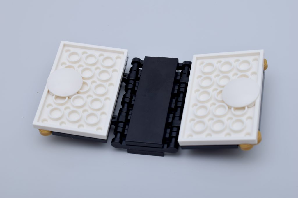 LEGO Harry Potter 76421 Dobby the House Elf Review 17 1024x683