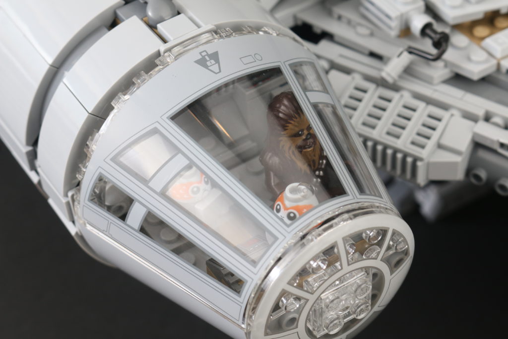 LEGO Star Wars 75192 UCS Ultimate Collectors Series Millennium Falcon review 54