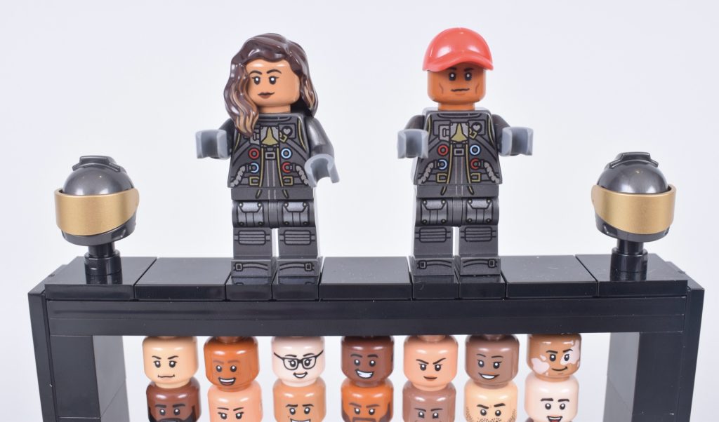 LEGO Icons 10391 Over the Moon with Pharrell Williams review 21 1024x602