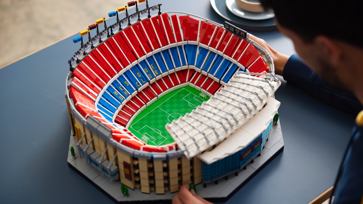 Massive 41% saving on 10284 Camp Nou – FC Barcelona at Zavvi