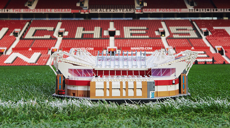 LEGO Creator Expert 10272 Old Trafford – Manchester United Peter Schmeichel signing in Manchester today