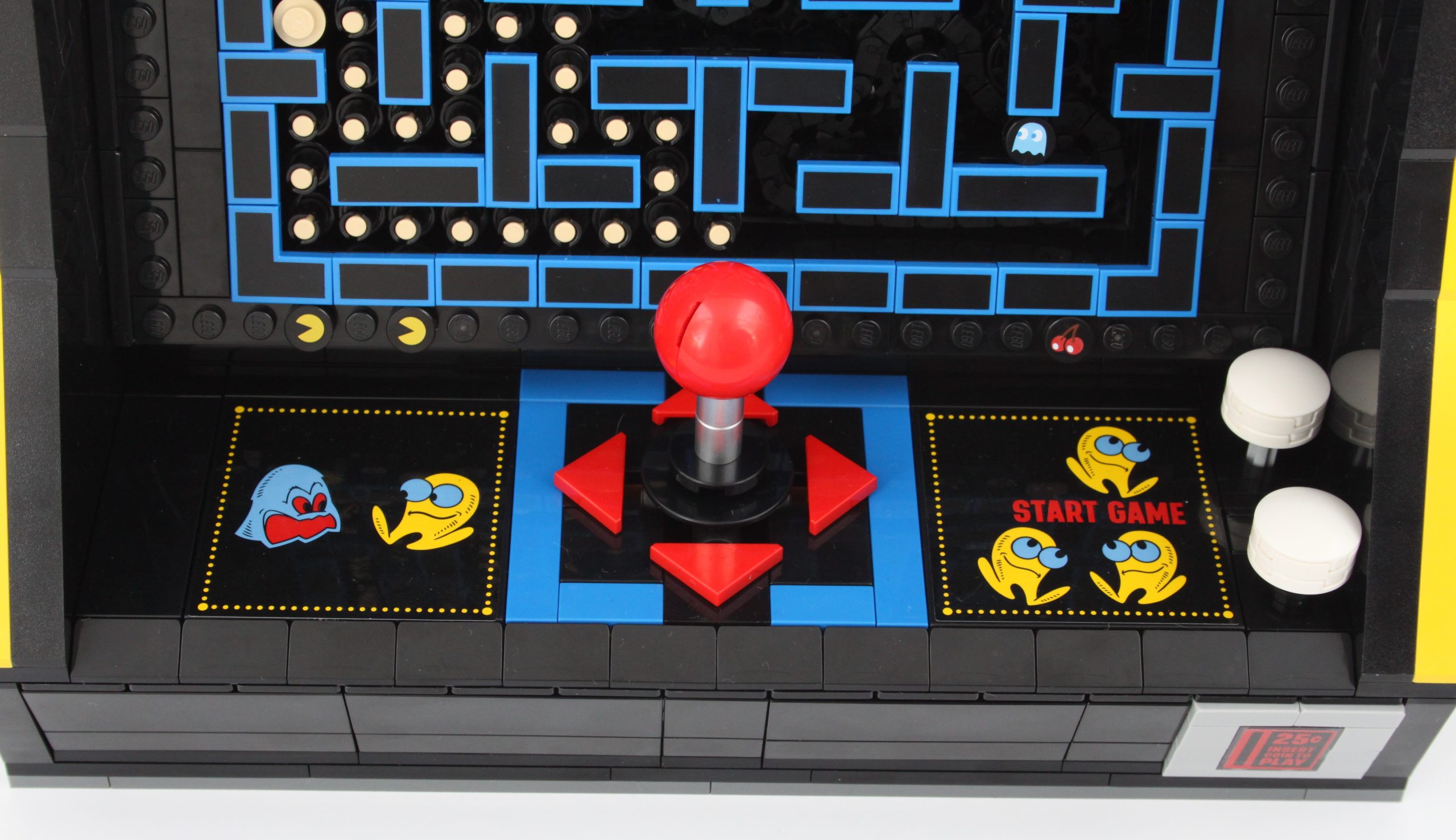 LEGO Icons 10323 PAC MAN Arcade review 27 scaled