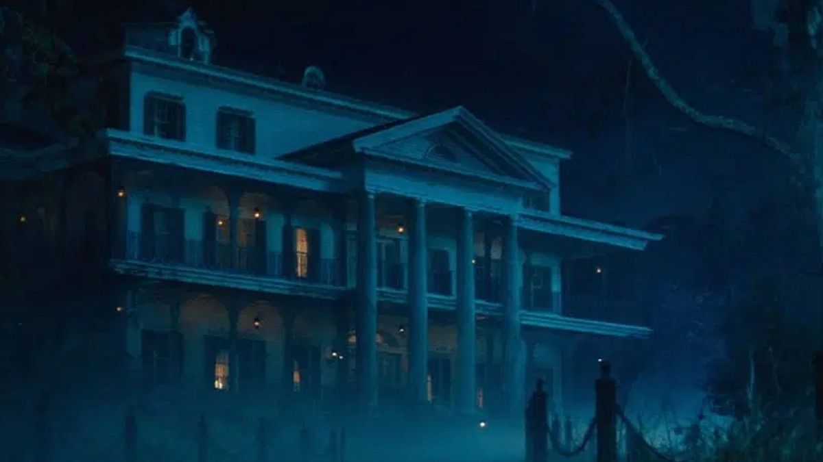 Disney’s new Haunted Mansion movie pairs well with retiring LEGO set