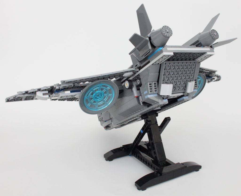 LEGO Marvel 76248 The Avengers Quinjet review 25 1024x834