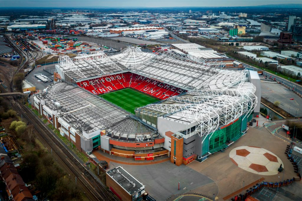 LEGO Creator Expert 10272 Old Trafford Manchester United 8