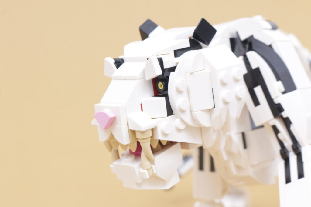How to recolour LEGO Creator 3 in 1 31129 Majestic Tiger white 18 1024x683