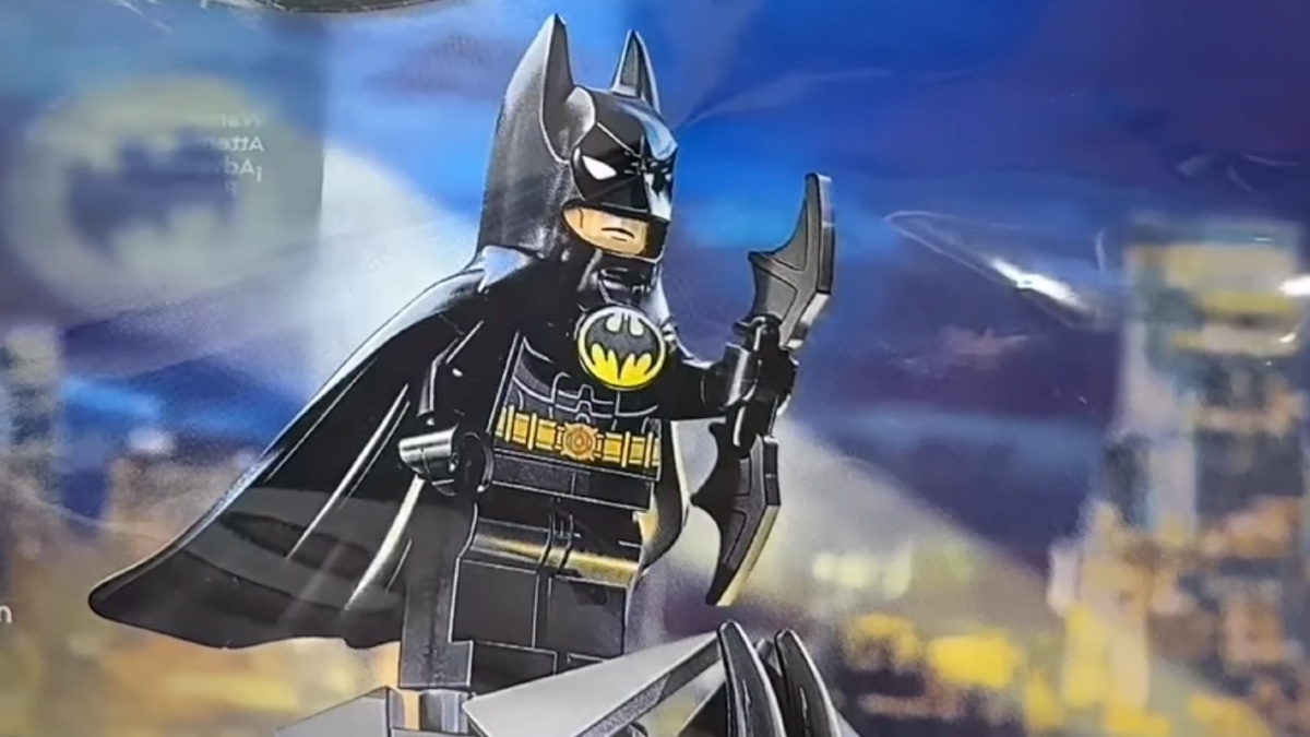 LEGO 30653 Batman 1992 polybag now available at Target