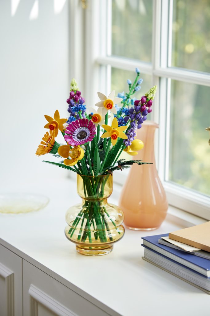 LEGO Botanical Collection 10313 Wildflower Bouquet 6 683x1024