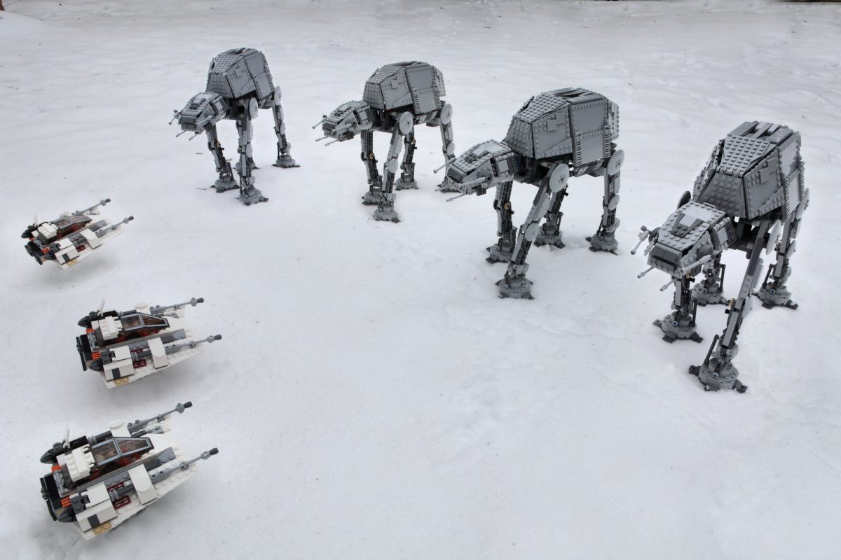 Brick Pic of the Day: AT-ATs incoming