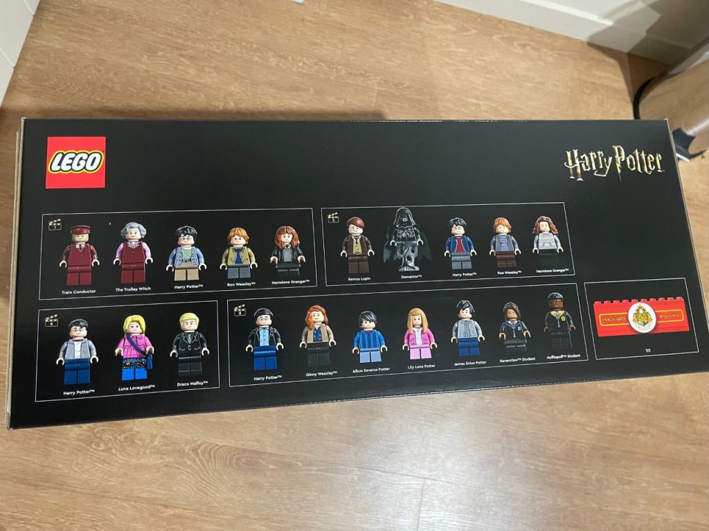 LEGO Harry Potter 76405 Hogwarts Express Collectors Edition minifigures 1024x767