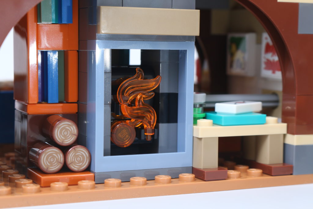 LEGO Harry Potter 75980 Attack on the Burrow review 40