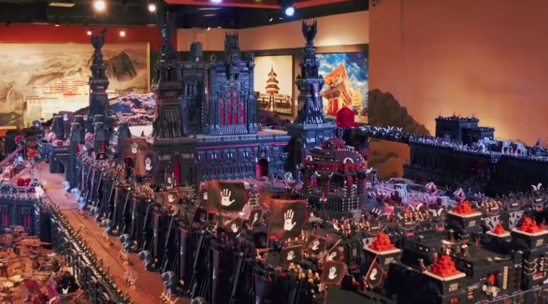 This huge LEGO Lord of the Rings display is a Guinness World Record holder