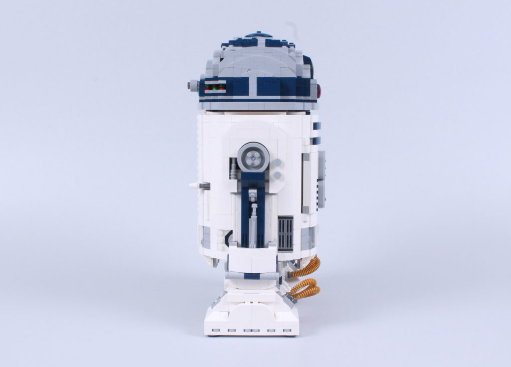 LEGO Star Wars 75308 R2 D2 review 5