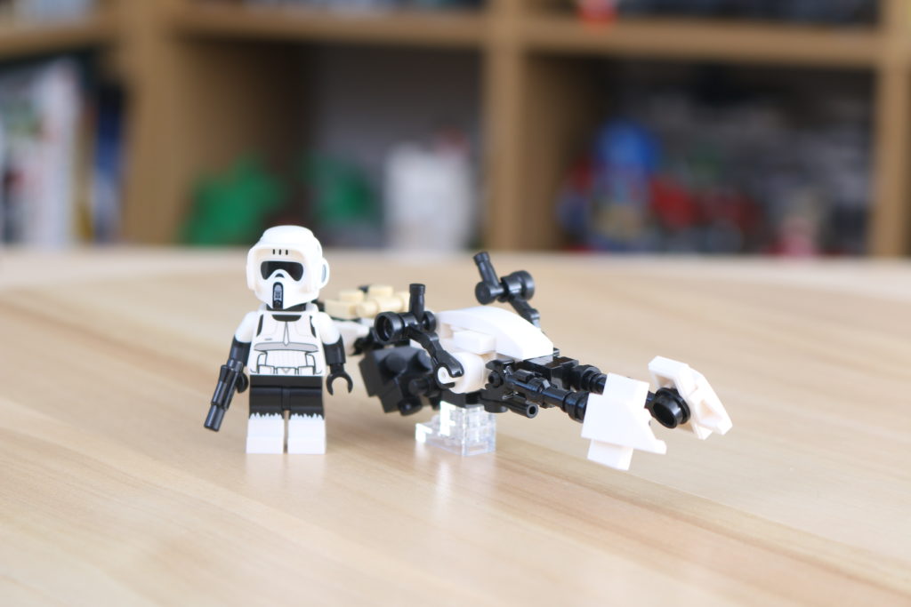 LEGO Star Wars The Mandalorian Speeder Bike Z 74 custom build 3