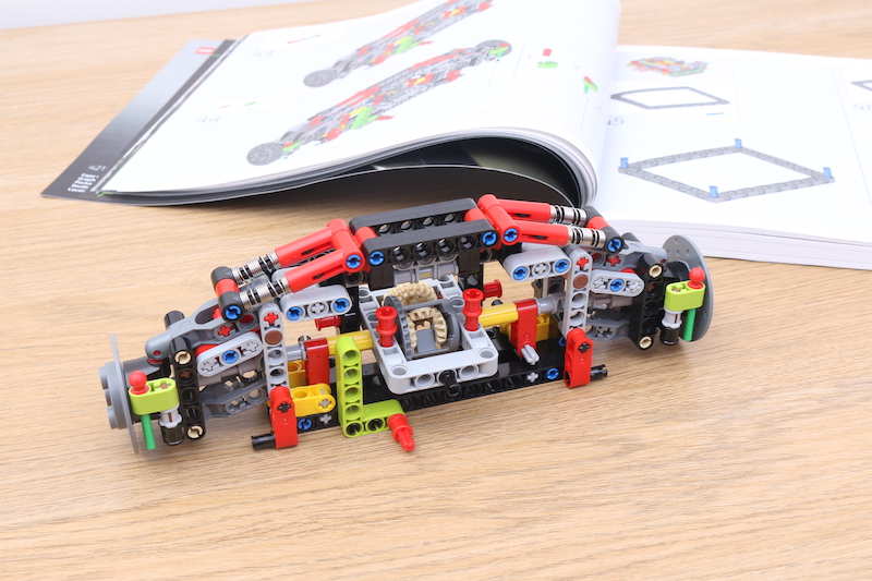 LEGO Technic 42115 Lamborghini Sian FKP 37 review 17