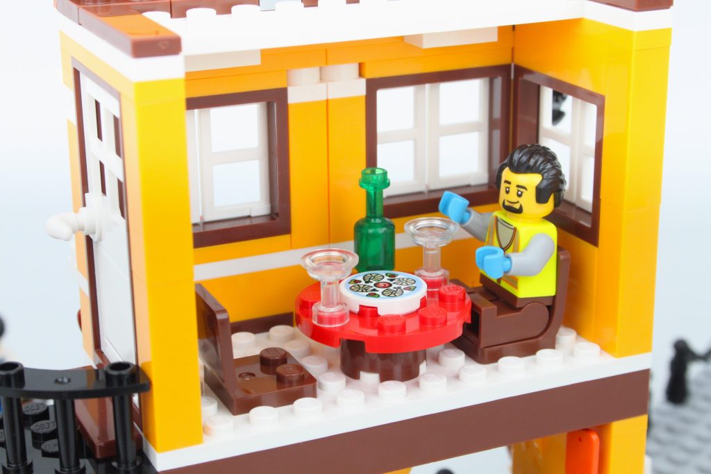 lego city 60422 Seaside Harbor with Cargo Ship review 26 min 1024x683