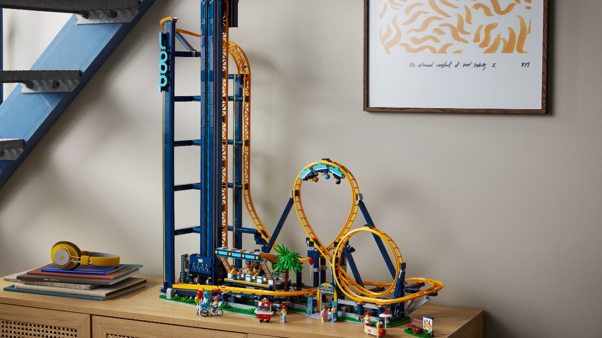 Every official LEGO roller coaster model ever made