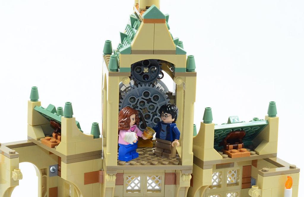 LEGO 76398 Hogwarts Hospital Wing review 8 1024x666