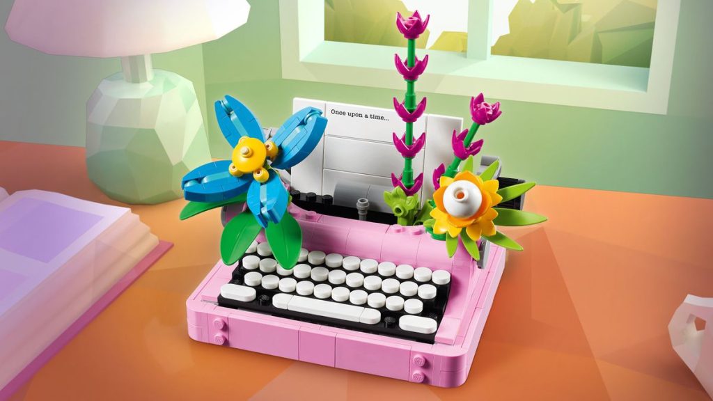 LEGO Creator 3 in 1 31169 Typewriter With Flowers 9 1024x576