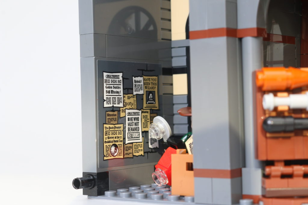 LEGO Harry Potter 75978 Diagon Alley review 63