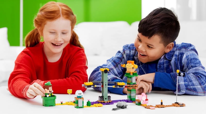 LEGO Super Mario 71387 Adventures with Luigi Starter Course featured 4