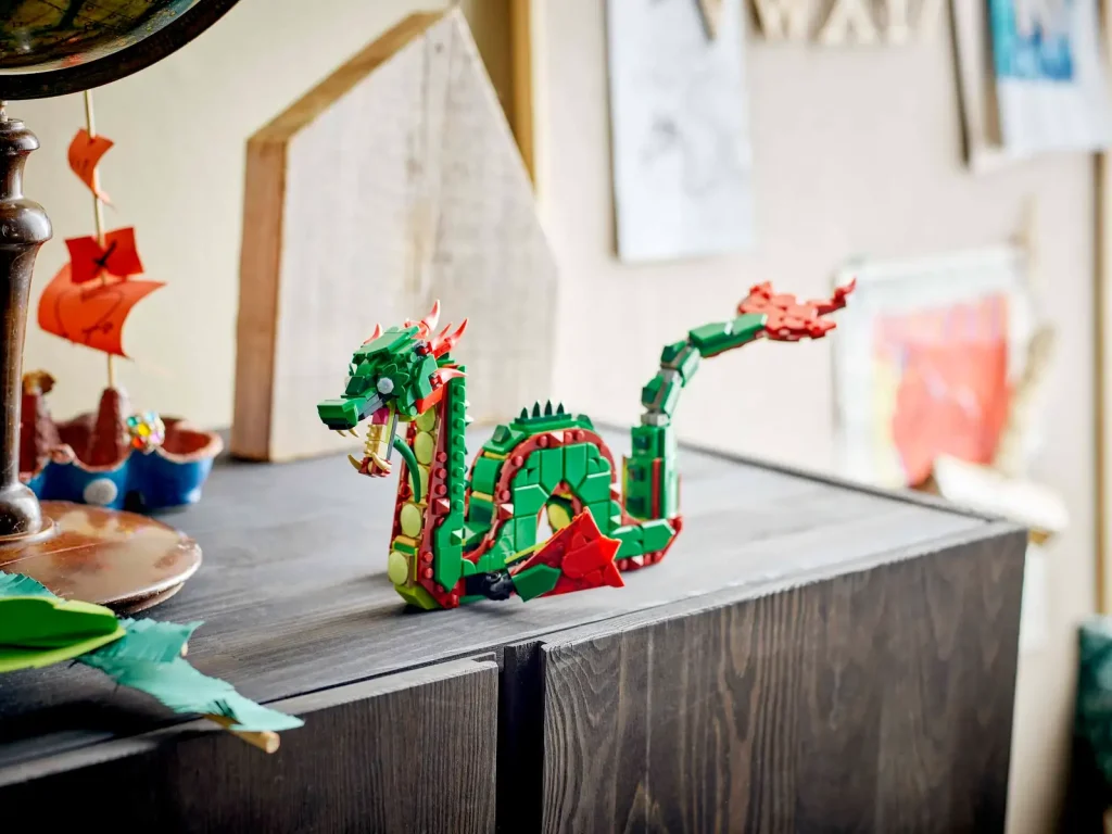 LEGO Creator 31161 Medieval Dragon lifestyle 4 1024x768