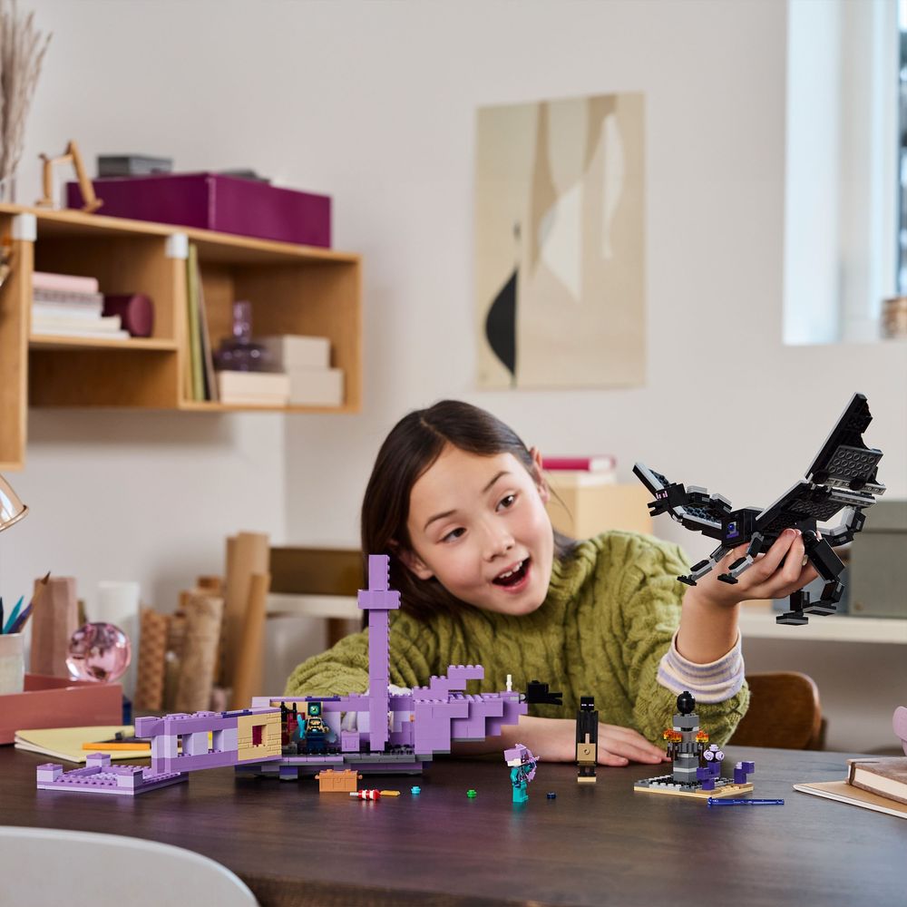 LEGO Minecraft 21264 The Ender Dragon and End Ship 7