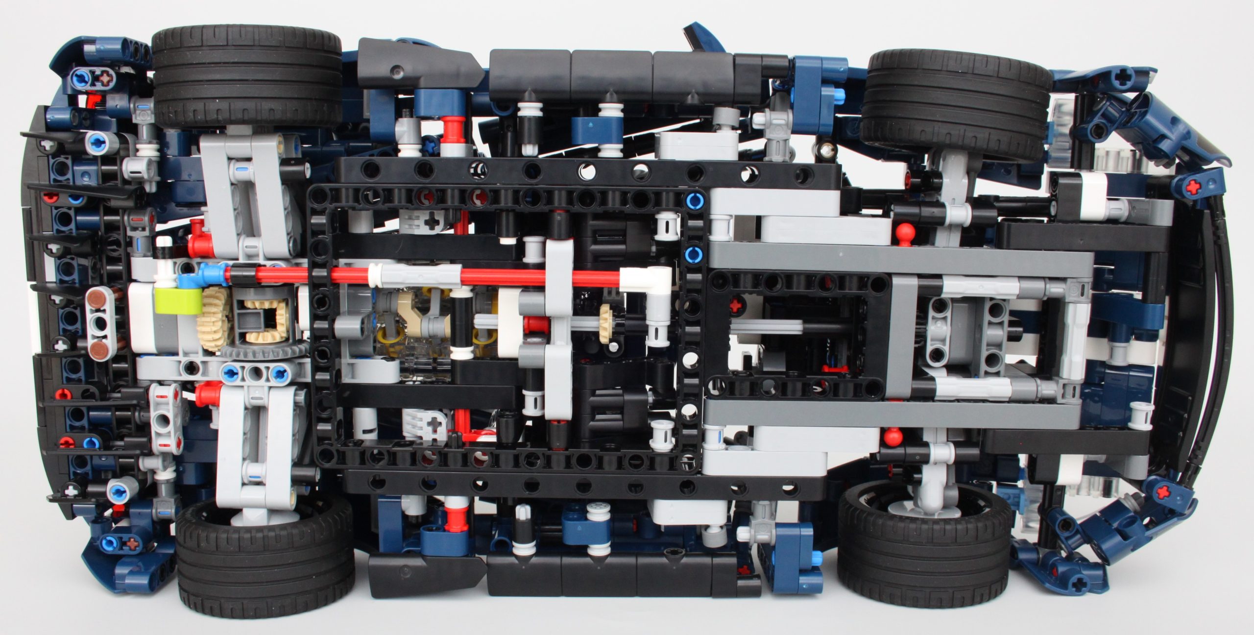 LEGO Technic 42154 2022 Ford GT review 20 scaled