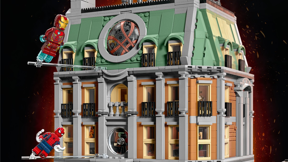 What happened with the 10th anniversary of LEGO DC and Marvel?