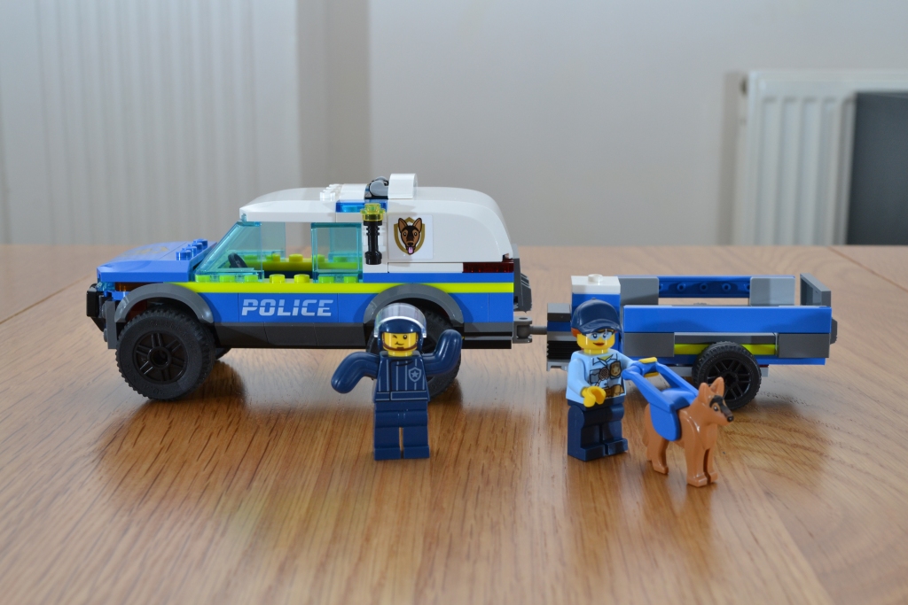 LEGO City 60369 Mobile Police Dog Training 2 1024x683