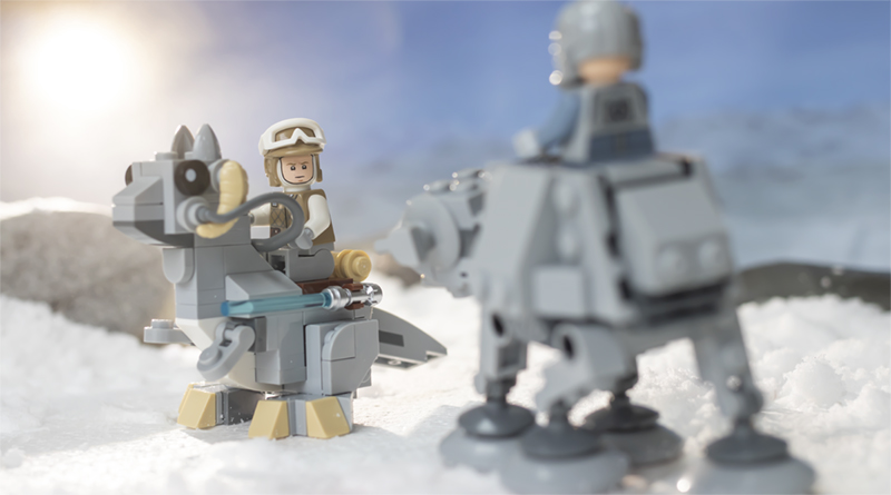 LEGO Star Wars 75298 AT-AT vs Tauntaun Microfighters review