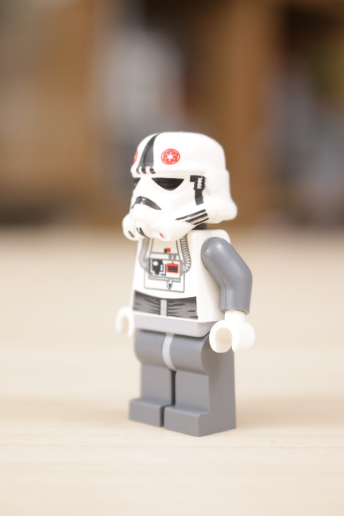 LEGO Star Wars 10178 Motorized Walking AT AT review 30