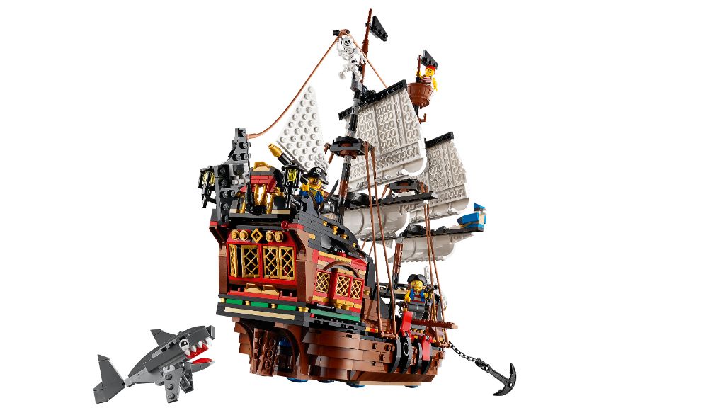 LEGO Creator 31109 Pirate Ship 8