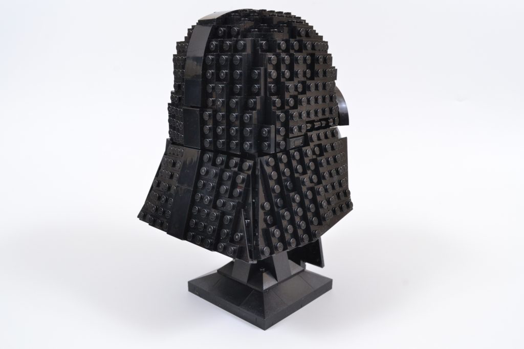 LEGO Star Wars 75304 Darth Vader 6 1024x683