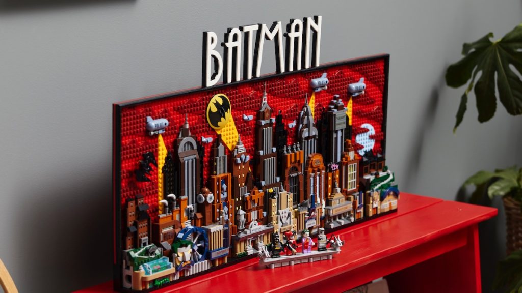 LEGO Batman 76271 Gotham City Skyline featured 3 1024x576