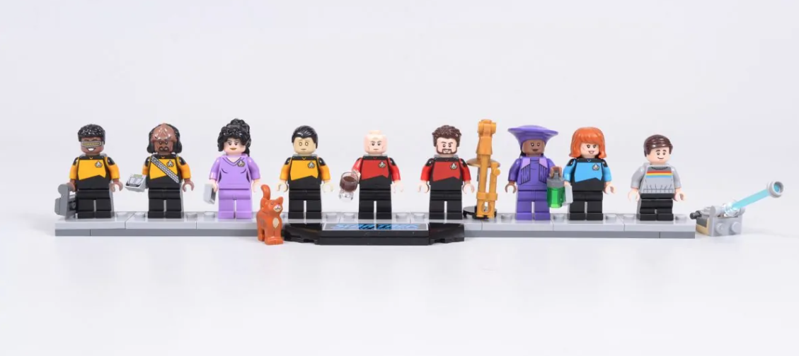LEGO Icons 10356 USS Enterprise NCC 1701 D 61