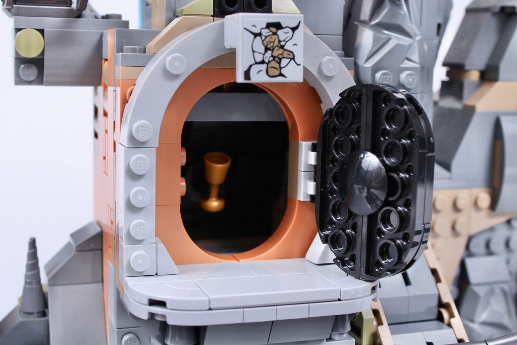 LEGO Harry Potter 76417 Gringotts Wizarding Bank Collectors Edition review 64 1024x683