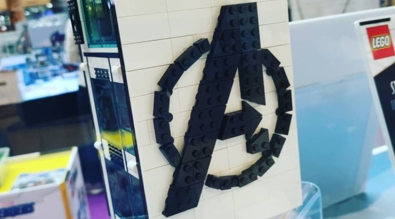 LEGO Marvel Avengers Minifigure Display Station revealed