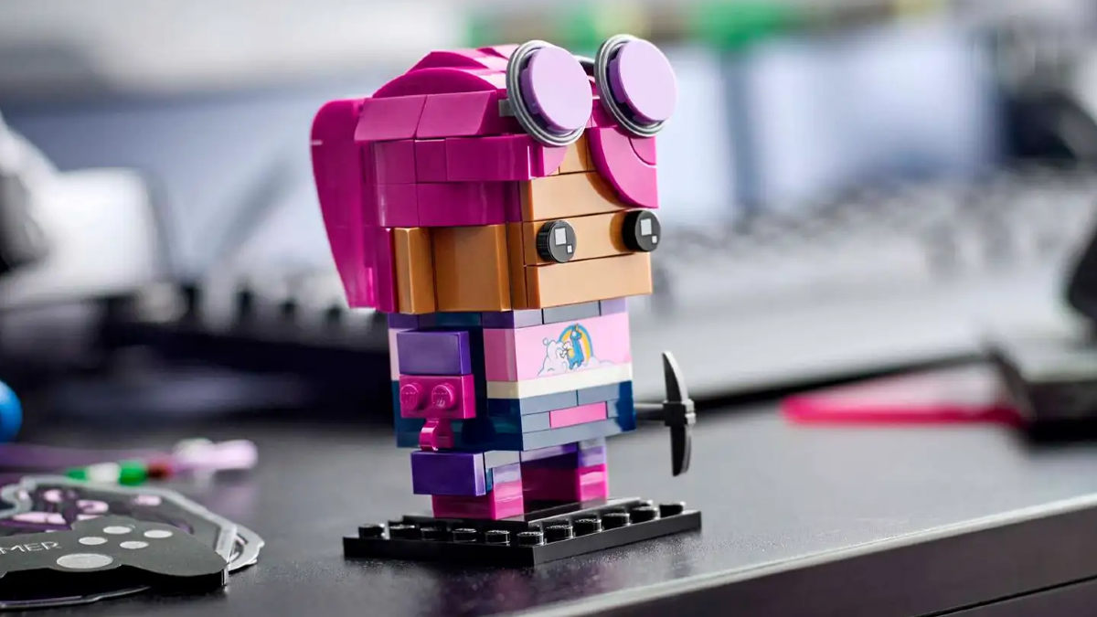 Last chance to grab LEGO Fortnite 40728 Brite Bomber GWP