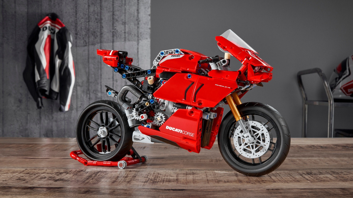Save 20% on LEGO 42107 Ducati Panigale V4 R at Argos
