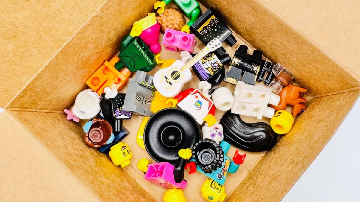 First look at LEGO Build a Minifigure winter parts ahead of release