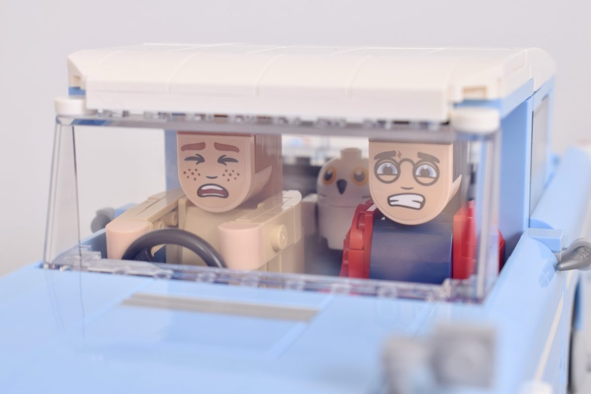 LEGO Harry Potter 76470 Enchanted Flying Ford Anglia review 12 1200x800