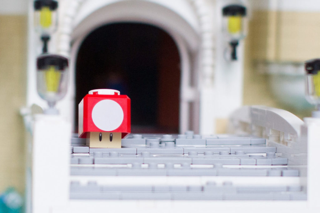 LEGO Super Mario Peachs Castle Eurobricks build 2 1024x683