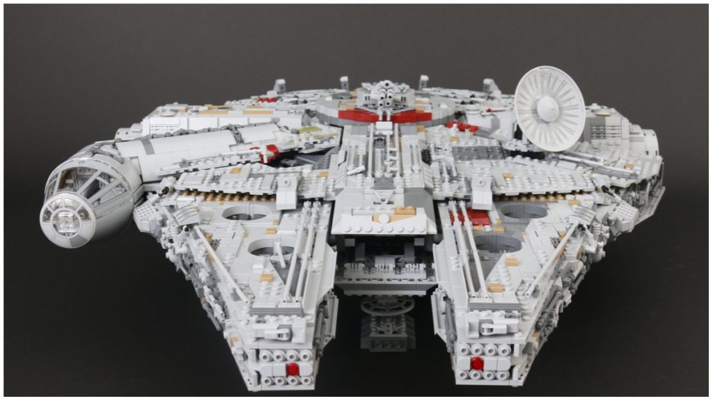 75192 Falcon Head On Header 1 1024x576