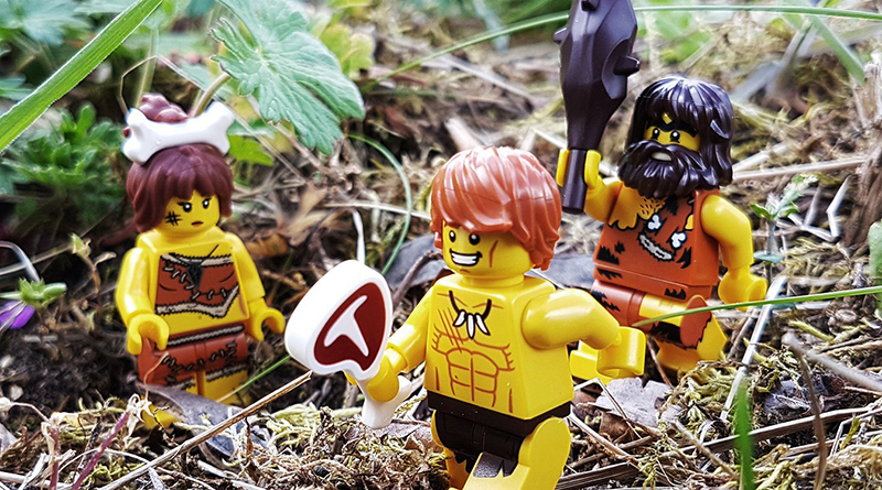 Brick Pic of the Day: Hunting
