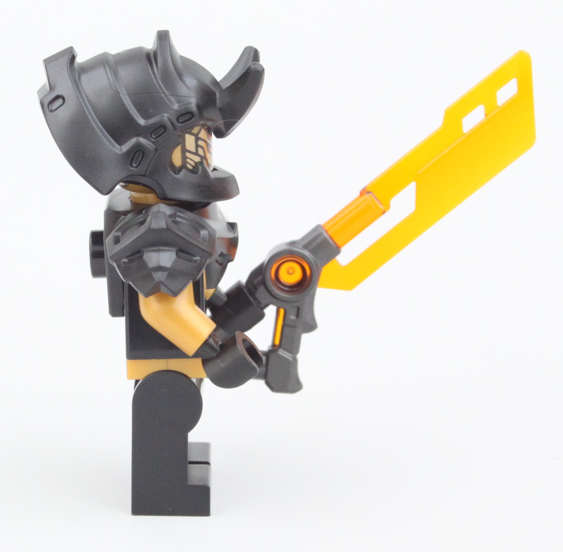 LEGO NINJAGO 71794 Lloyd and Arins Ninja Team Mechs review 41