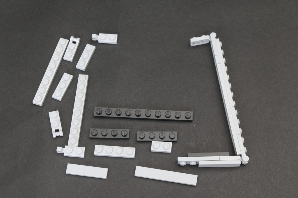 Build a LEGO Mandalorian Outland folding TIE Fighter 5