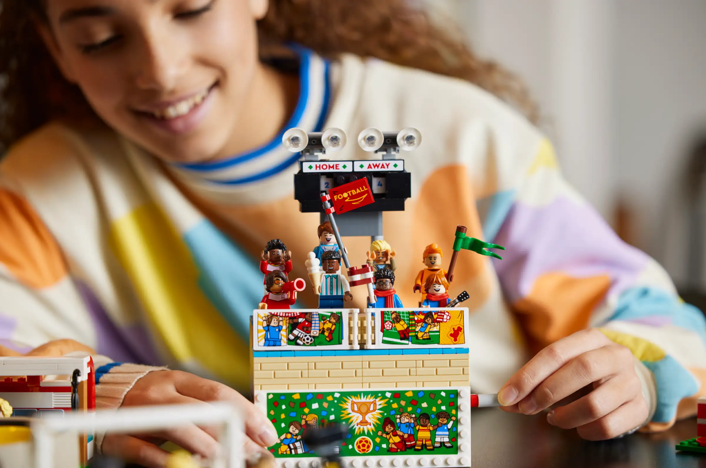 LEGO 40634 Icons of Play 11