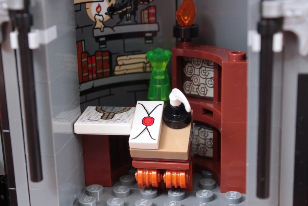 LEGO Icons 10333 The Lord of the Rings Barad dur review 52 1024x683