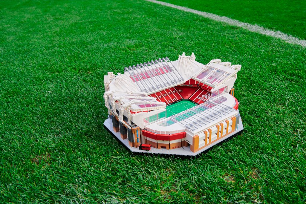 LEGO Creator Expert 10272 Old Trafford Manchester United stadium 8